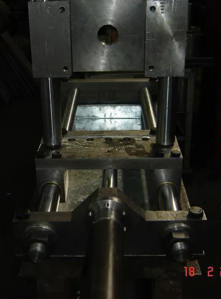 Flying Saw 4