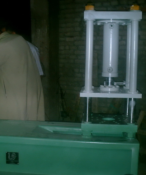 Hydraulic Press 4